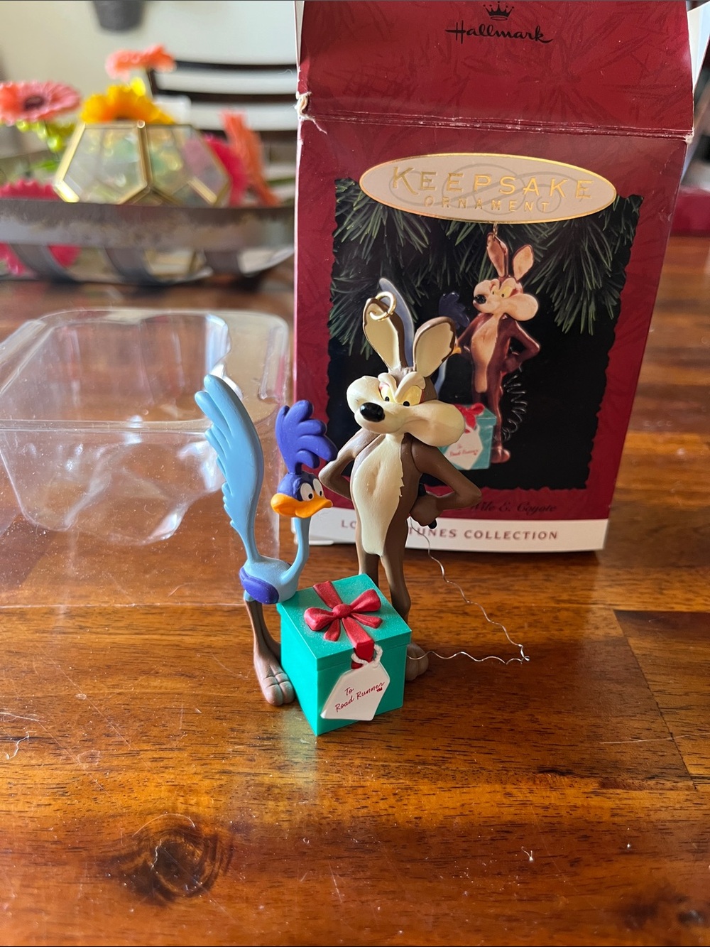 Vintage Hallmark Keepsake Ornament Road Ruer and Wile E Coyote